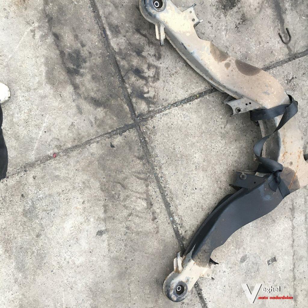 Mercedes W126 560 SEL 1987  Achter Subframe, Ophalen, Gebruikt, -, -