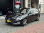 Volvo V60 2.4 D6 Twin Engine R-Design Aut Leer Navi Clima Ca, Auto's, Automaat, Euro 6, Zwart, Vierwielaandrijving
