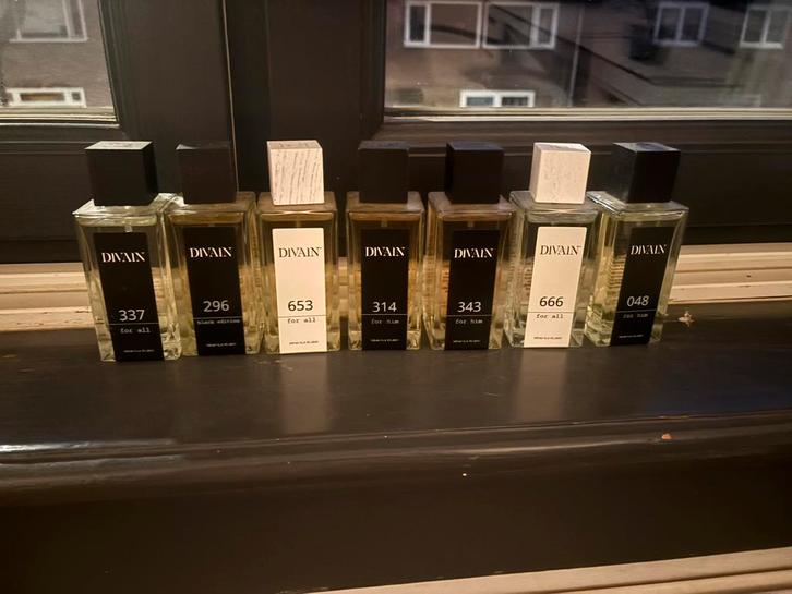 Clone parfums divain, Sieraden, Tassen en Uiterlijk, Uiterlijk | Parfum, Zo goed als nieuw, Ophalen of Verzenden