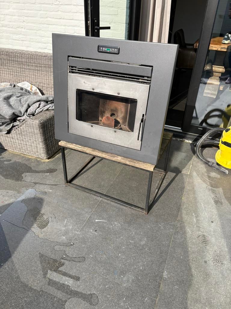 Mooie pelletkachel goed werkend Teab, Ophalen of Verzenden, Zo goed als nieuw, Overige brandstoffen, Pelletkachel