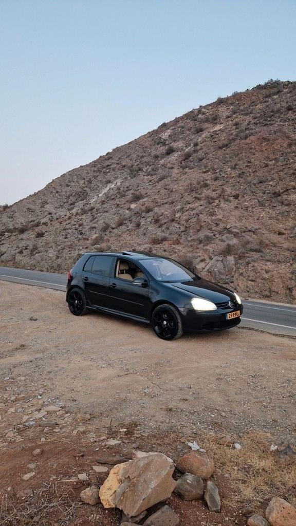 Volkswagen Golf 1.6 16V FSI 85KW 5D 2004 Zwart, Auto's, Voorwielaandrijving, Parkeersensor, Beige, 4 cilinders