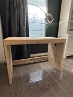 Steigerhouten bureau met hartje, Ophalen, Gebruikt, Bureau