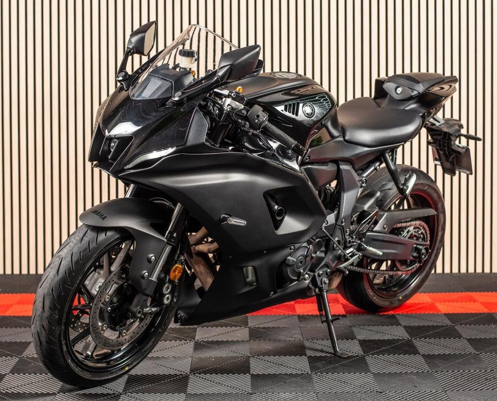 *VERKOCHT* YAMAHA R7 (bj 2024), Bedrijf, Onbekend, Super Sport, YAMAHA