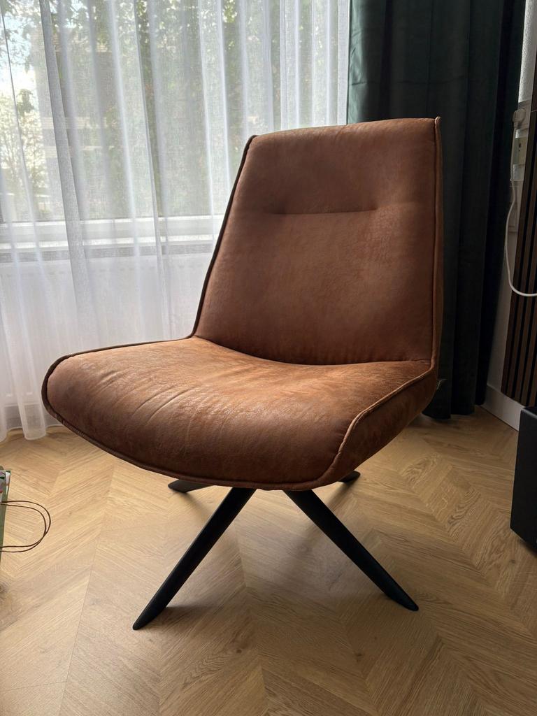 Draaifauteuil WOOOD. Amper gebruikt!, Huis en Inrichting, Ophalen, 75 tot 100 cm, Zo goed als nieuw, Stof