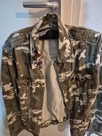 Bershka Jasje Maat S - Camouflage, Zo goed als nieuw, Jasje, Maat 36 (S), Groen