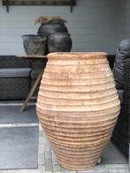 Oude olijvenkruik grote aardewerk kruik sober Oosters sleets, Ophalen