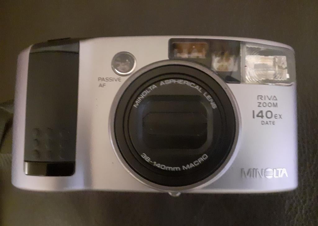 Minolta Riva Zoom 140ex Date Compact Camera, Audio, Tv en Foto, Fotocamera's Analoog, Ophalen of Verzenden, Gebruikt, Compact