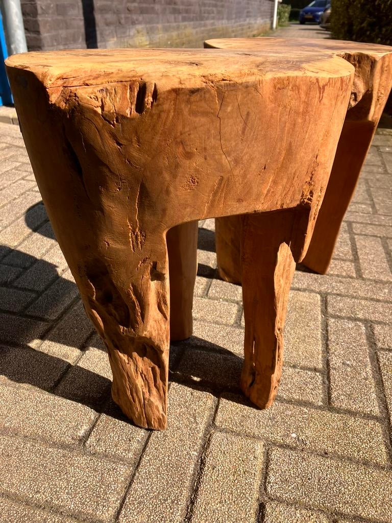 2 teakhouten boomstam bijzettafels, Huis en Inrichting, Tafels | Sidetables, Ophalen, Gebruikt, 50 tot 100 cm, 25 tot 50 cm