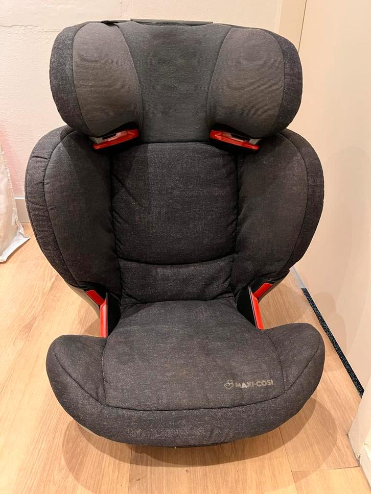 Maxi-Cosi Rodifix autostoel - Zwart, Kinderen en Baby's, Autostoeltjes, Gebruikt, Maxi-Cosi, 15 t/m 36 kg, Autogordel of Isofix