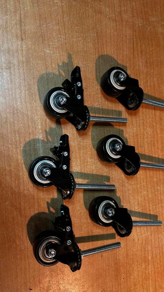 6 Nieuwe Zwenkwielen (3 met rem, 3 zonder rem), Doe-het-zelf en Verbouw, Zwenkwielen, Nieuw, Ophalen of Verzenden