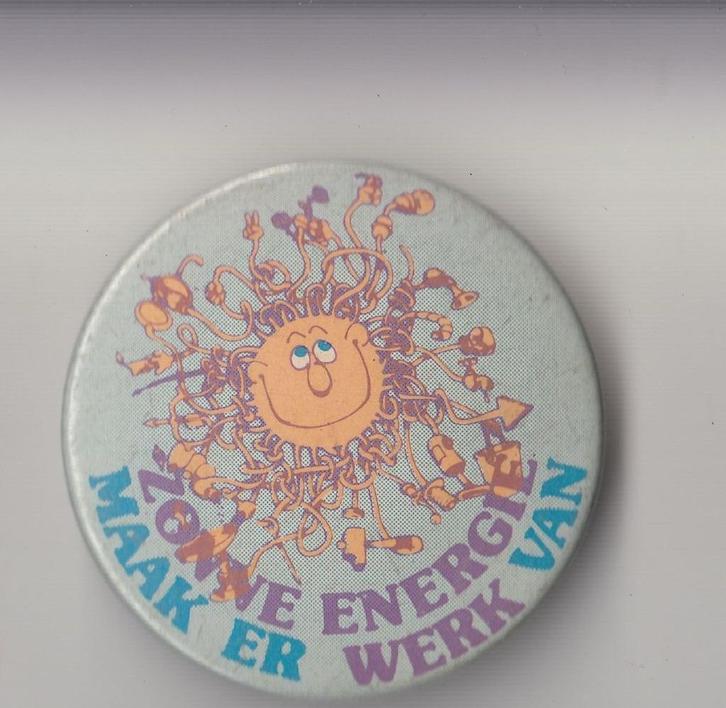 Zonne Energie Maak er Werk van button, Verzamelen, Speldjes, Pins en Buttons, Gebruikt, Speldje of Pin, Overige onderwerpen, Ophalen of Verzenden