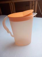 Tupperware sapkan 2,1 liter, Ophalen of Verzenden, Zo goed als nieuw, Oranje, Beker of Kan