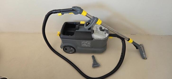Te huur / karcher puzzi 10 1, Doe-het-zelf en Verbouw, Reinigingsmachines, Nieuw, Waterstofzuiger, Ophalen