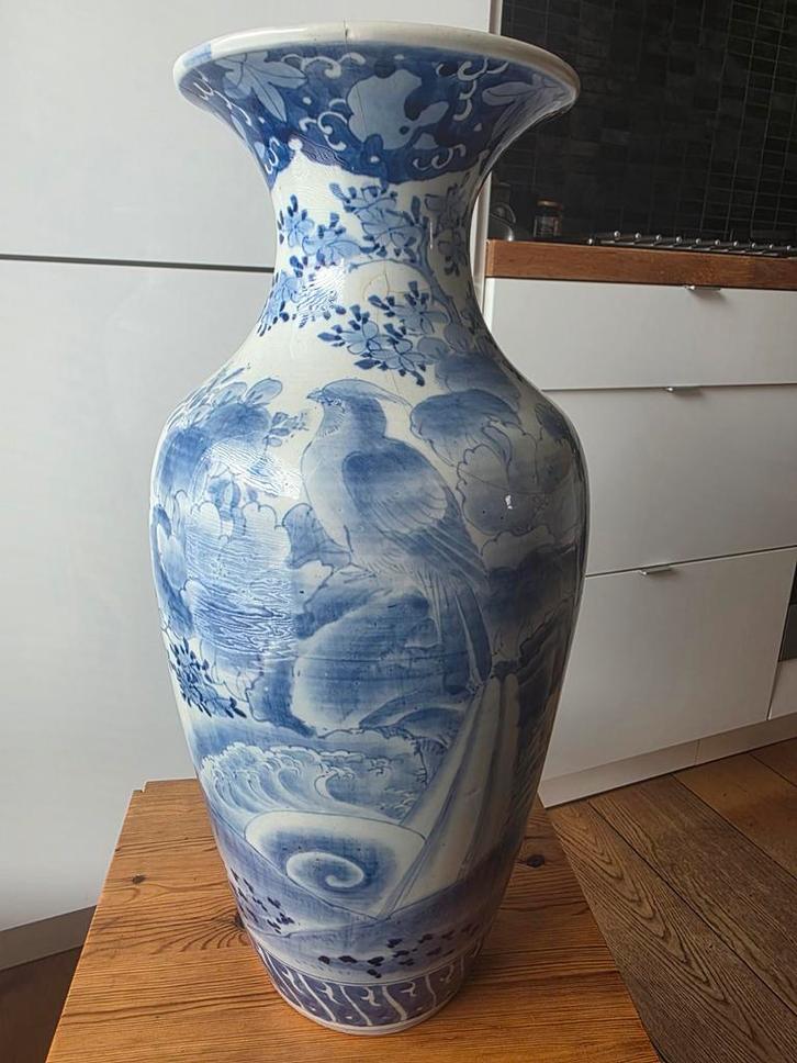 Antieke Japanse Vaas met Paradijsvogelmotief, Antiek en Kunst, Antiek | Vazen, Ophalen