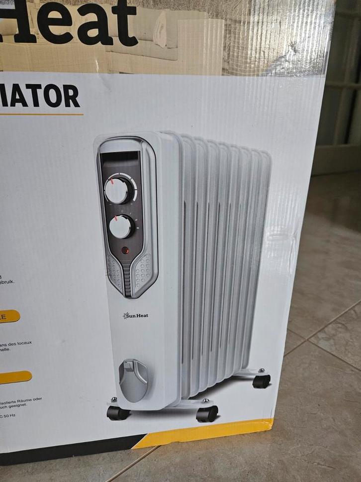 Sun Heat HR-9 Radiator - Nieuw in doos!, Huis en Inrichting, Kachels, Nieuw, Vrijstaand, Overige soorten, Elektrisch, Ophalen