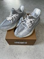 Yeezy Boost 350 v2 Static Reflective - Maat 42 US 8- Nieuw, Kleding | Heren, Schoenen, Ophalen of Verzenden, Nieuw, Wit, Sneakers of Gympen
