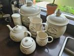 Claire Wilson's div. keukenservies, Ophalen, Overige typen, Zo goed als nieuw, Overige stijlen