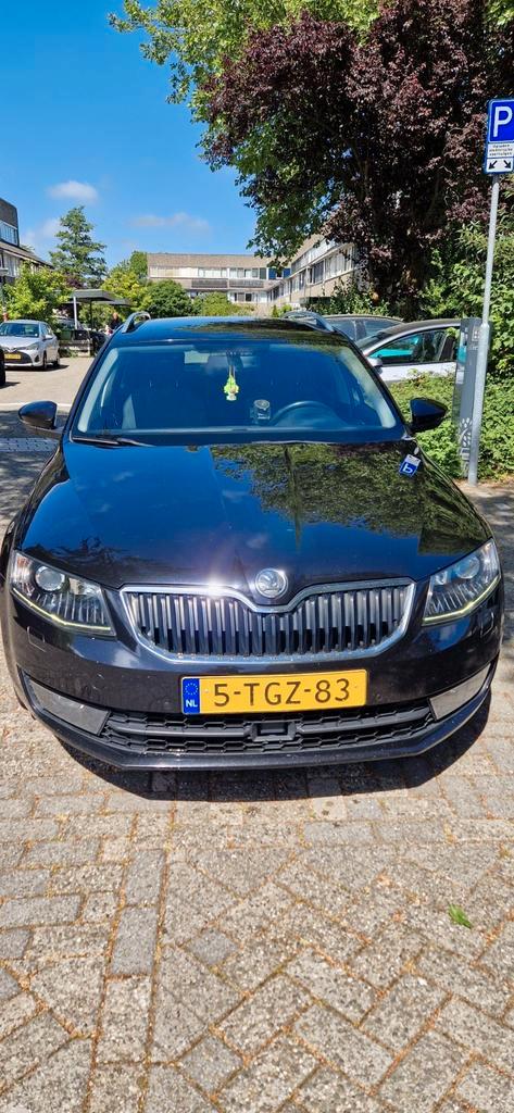 Skoda Octavia 1.4 TSI 103KW Combi Dsg-7 2014 Zwart, Auto's, Skoda, Particulier, Octavia, Benzine, A, Hatchback, Automaat, Origineel Nederlands