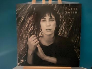 Patti Smith - Dream of life beschikbaar voor biedingen