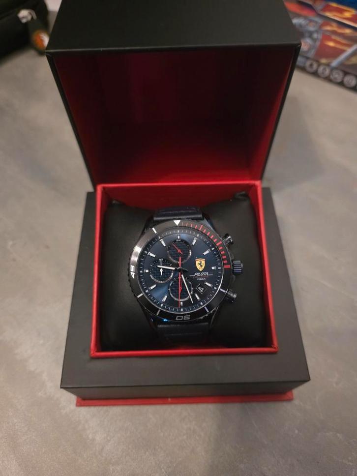Horloges Scuderia Ferrari evoluzione, Sieraden, Tassen en Uiterlijk, Horloges | Heren, Zo goed als nieuw, Polshorloge, Overige merken