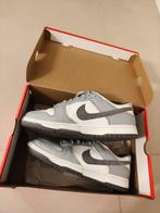 Nike Dunk Low Sneakers 1x gedragen
Origineel 42.5 Uniek Blue, Kleding | Heren, Schoenen, Ophalen of Verzenden, Nieuw, Blauw
