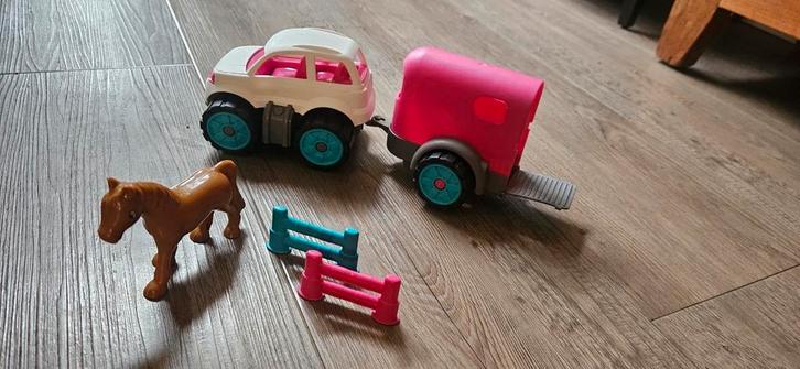 Auto met trailer en paard, Kinderen en Baby's, Speelgoed | Speelgoedvoertuigen, Zo goed als nieuw, Ophalen of Verzenden