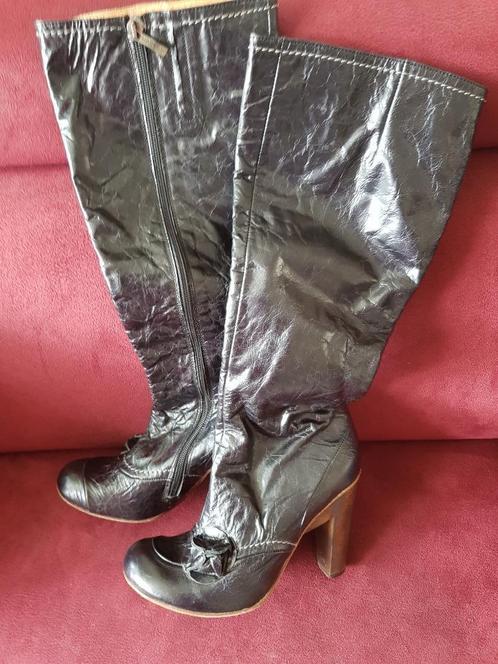 @ zwarte harlot laarzen maat 38 kreukel look met toffe hak, Kleding | Dames, Schoenen, Gedragen, Hoge laarzen, Zwart, Ophalen of Verzenden
