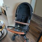 Stokke kinderwagen met meerijdplankje en toebehoren, Kinderen en Baby's, Kinderwagens en Combinaties, Ophalen, Zo goed als nieuw