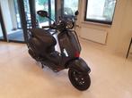 Vespa Sprint S veel extra opties IZGST 1273KM!, Fietsen en Brommers, Scooters | Vespa, Ophalen, Maximaal 45 km/u, Vespa S, Zo goed als nieuw