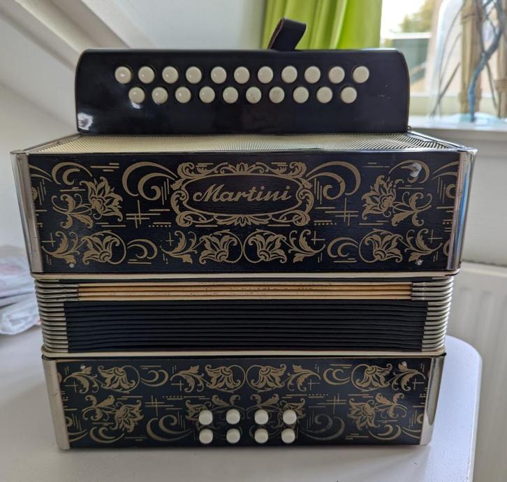 Martini trekzak B/C, Muziek en Instrumenten, Accordeons, Gebruikt, Knopaccordeon, Overige formaten, Overige merken, Ophalen of Verzenden