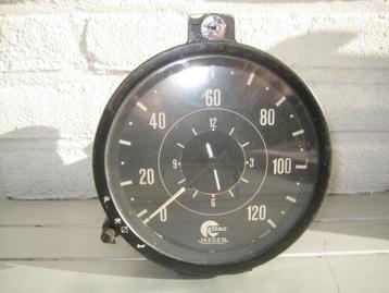 Oude Jaeger Taxiklok beschikbaar voor biedingen