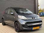 Peugeot 107 1.0 12V 5DR 2010 Grijs, Voorwielaandrijving, Stof, Zwart, 4 stoelen