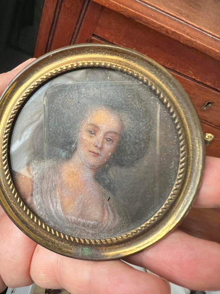 Antiek Miniatuur Portret Dame Messing, Antiek en Kunst, Kunst | Schilderijen | Klassiek, Ophalen of Verzenden