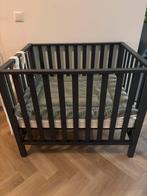 Mooie antraciet box te koop inclusief matras/boxzak/boxkleed, Kinderen en Baby's, Boxen, Ophalen of Verzenden, Zo goed als nieuw