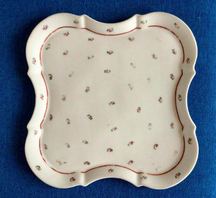 Charmant antiek porseleinen serveerbord, petite fleur., Antiek en Kunst, Antiek | Schalen, Verzenden