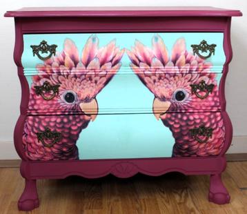 Roze ladekast “Kaketoe”, aubergine,buikkastje, eclectisch beschikbaar voor biedingen