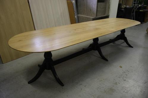 Grote eiken eettafel vergadertafel ovaal kloostertafel 370cm, Huis en Inrichting, Tafels | Eettafels, Gebruikt, 50 tot 100 cm