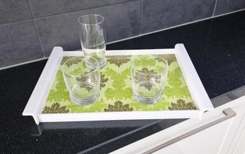 Mooi Kunststof Dienblad Nieuw beschikbaar voor biedingen