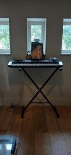 Keyboard, Fazley FKB-050 met standaard en koptelefoon, Muziek en Instrumenten, Keyboards, 61 toetsen, Zo goed als nieuw, Met standaard