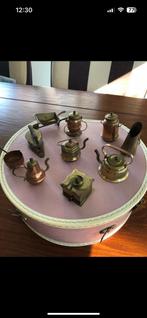 Antieke miniaturen geel en rood koper, Ophalen of Verzenden