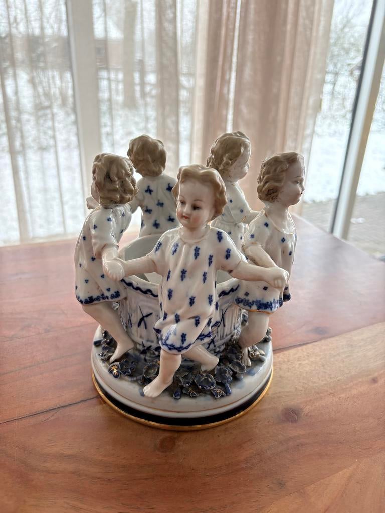 Vintage Porseleinen Beeldje - Dansende Kinderen, Ophalen of Verzenden