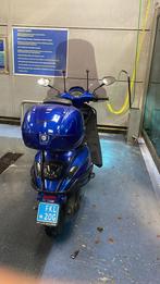 Frisse staat vespa sprint E5 2022 tekoop, Fietsen en Brommers, Scooters | Vespa, Ophalen, Zo goed als nieuw, Benzine, Vespa S