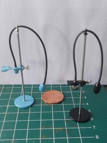 Rokkenspuit, schaal 1op12. Poppenhuis UNICUM. beschikbaar voor biedingen