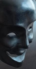 Zeldzame antiek mysterieus houten masker op marmeren sokkel, Antiek en Kunst, Antiek | Keramiek en Aardewerk, Ophalen of Verzenden