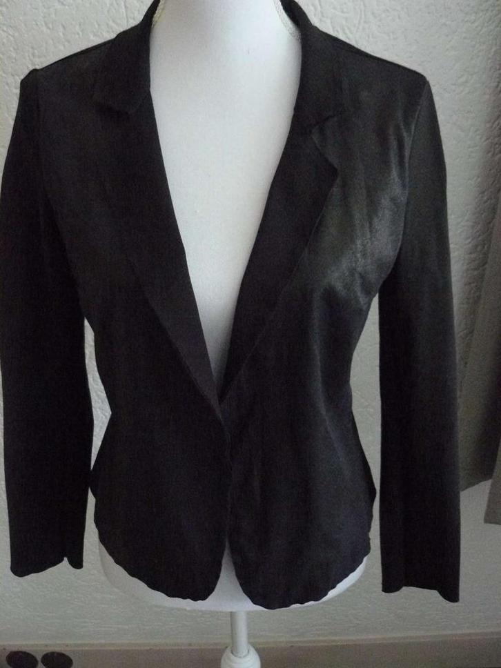 Zwarte blazer van Rinascimento maat M., Kleding | Dames, Jasjes, Kostuums en Pakken, Zo goed als nieuw, Jasje, Maat 36 (S), Zwart