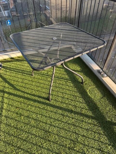 Tuintafel metaal 90x90cm, Tuin en Terras, Tuintafels, Zo goed als nieuw, Vierkant, Metaal, Ophalen