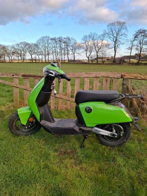 Electrische scooter! Vmoto Super Soco Cux, Fietsen en Brommers, Snorfietsen en Snorscooters, Nieuw, Overige merken, Elektrisch