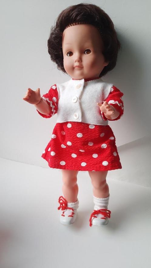 Mooie Wildebras pop 30 cm, Verzamelen, Poppen, Zo goed als nieuw, Pop, Ophalen of Verzenden