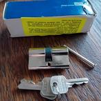 Cilinderslot Winkhaus 5 x 3 cm NIEUW!, Ophalen of Verzenden, Nieuw, Rvs, Slot