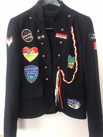 11-11 Oeteldonk gepimpt jasje XS dames beschikbaar voor biedingen